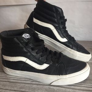 Vans Sk8-hi Luxe Leather Black unisex sneaker